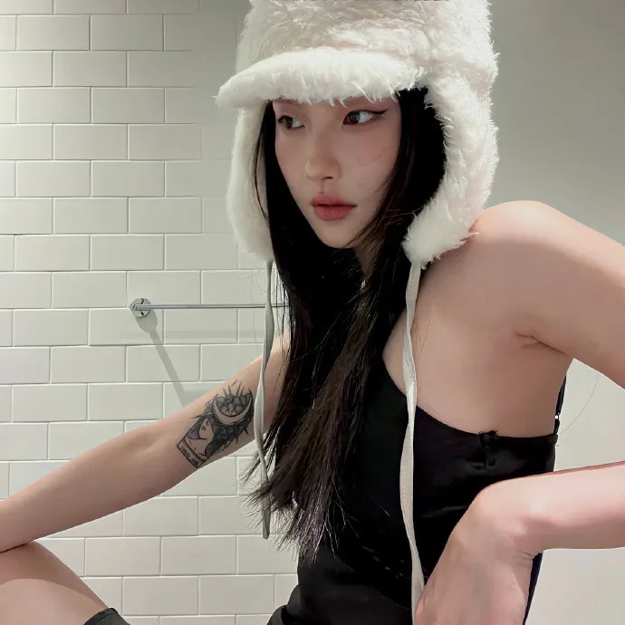 男人女人向前走