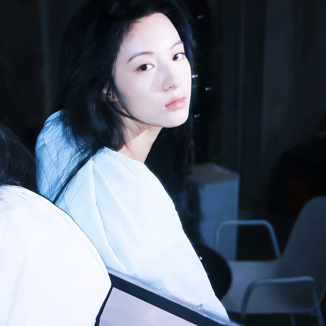 甜妻出狱，慕爷追着宠