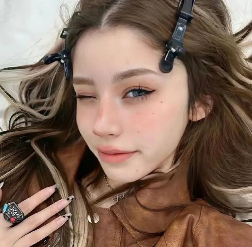 酷爱电影的庞波小姐